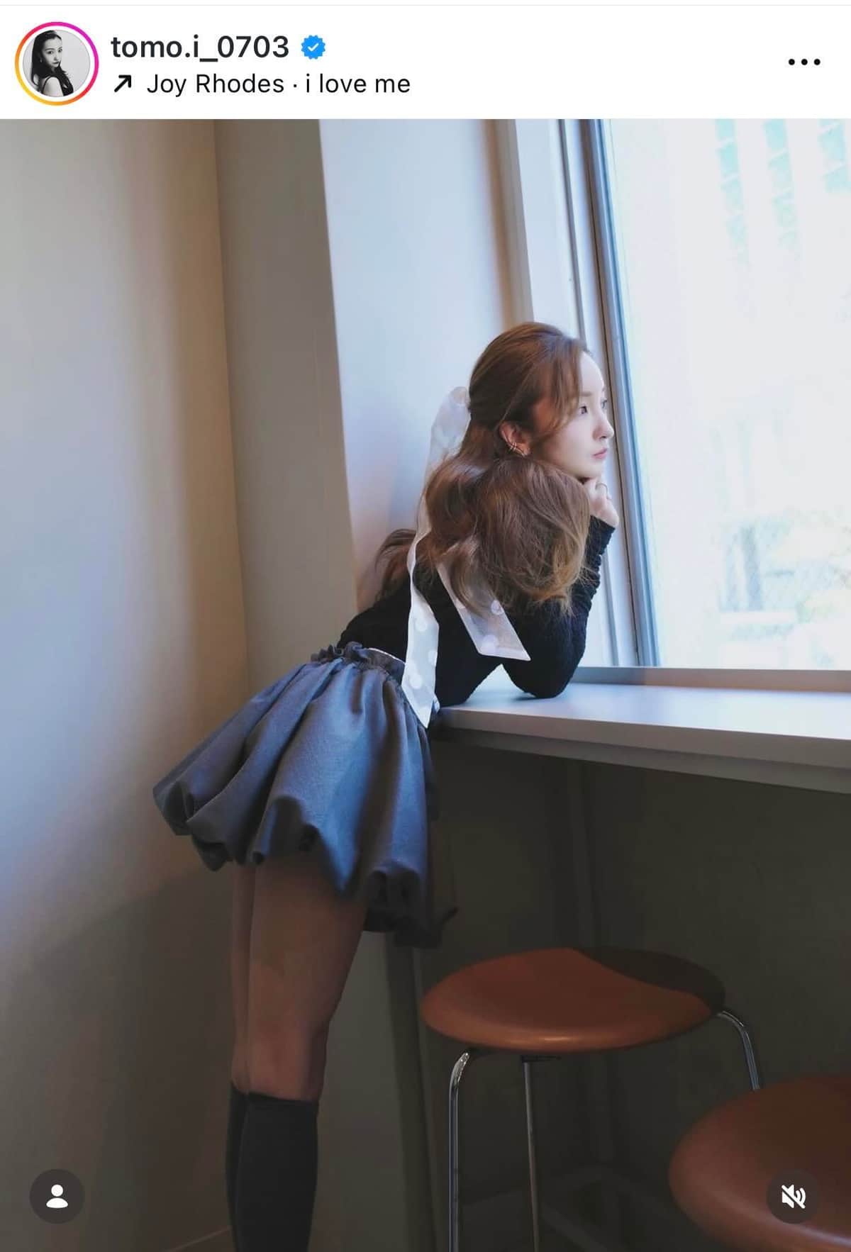 板野友美さんのインスタグラム（＠tomo.i_0703）より