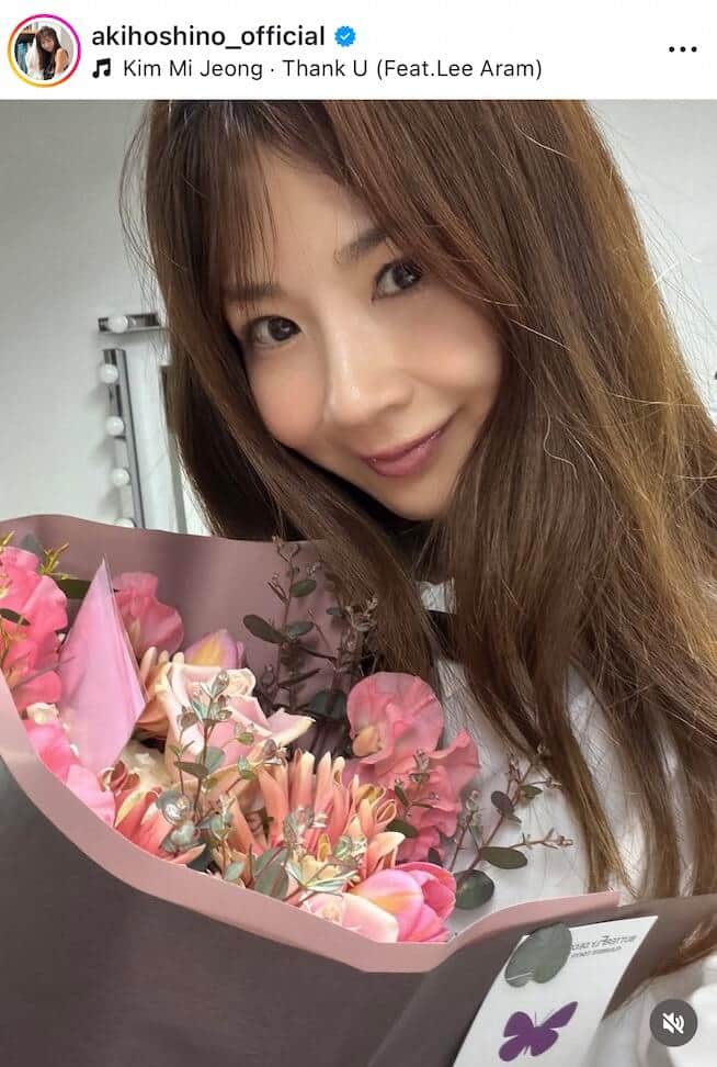 ほしのあき49歳、超ミニ黒ワンピで色気ダダ漏れ...異次元の美貌に衝撃　「相変わらず綺麗」「ずっと可愛いまま」
