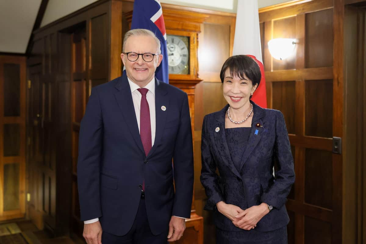 高市首相、韓国・ベトナムに続いて対オーストラリアでも「音楽外交」　「特徴的すぎる」署名は波紋
