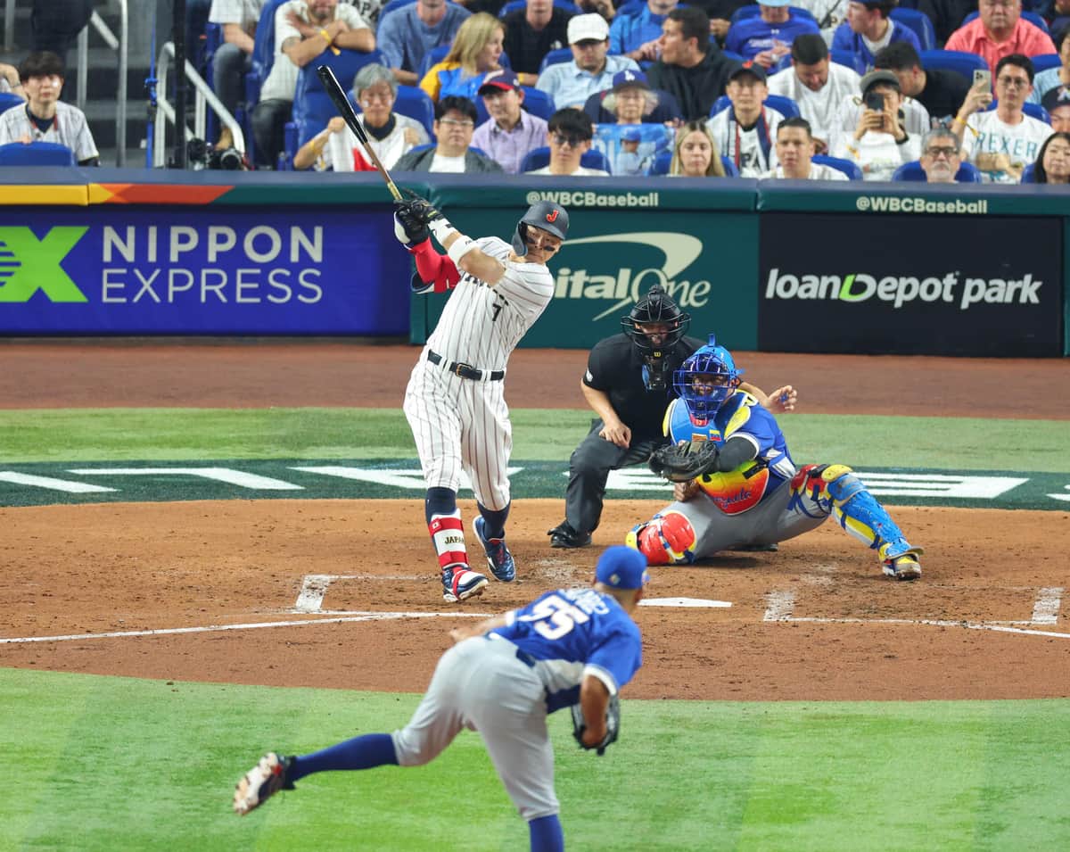 佐藤輝明選手（写真：スポーツ報知/アフロ）