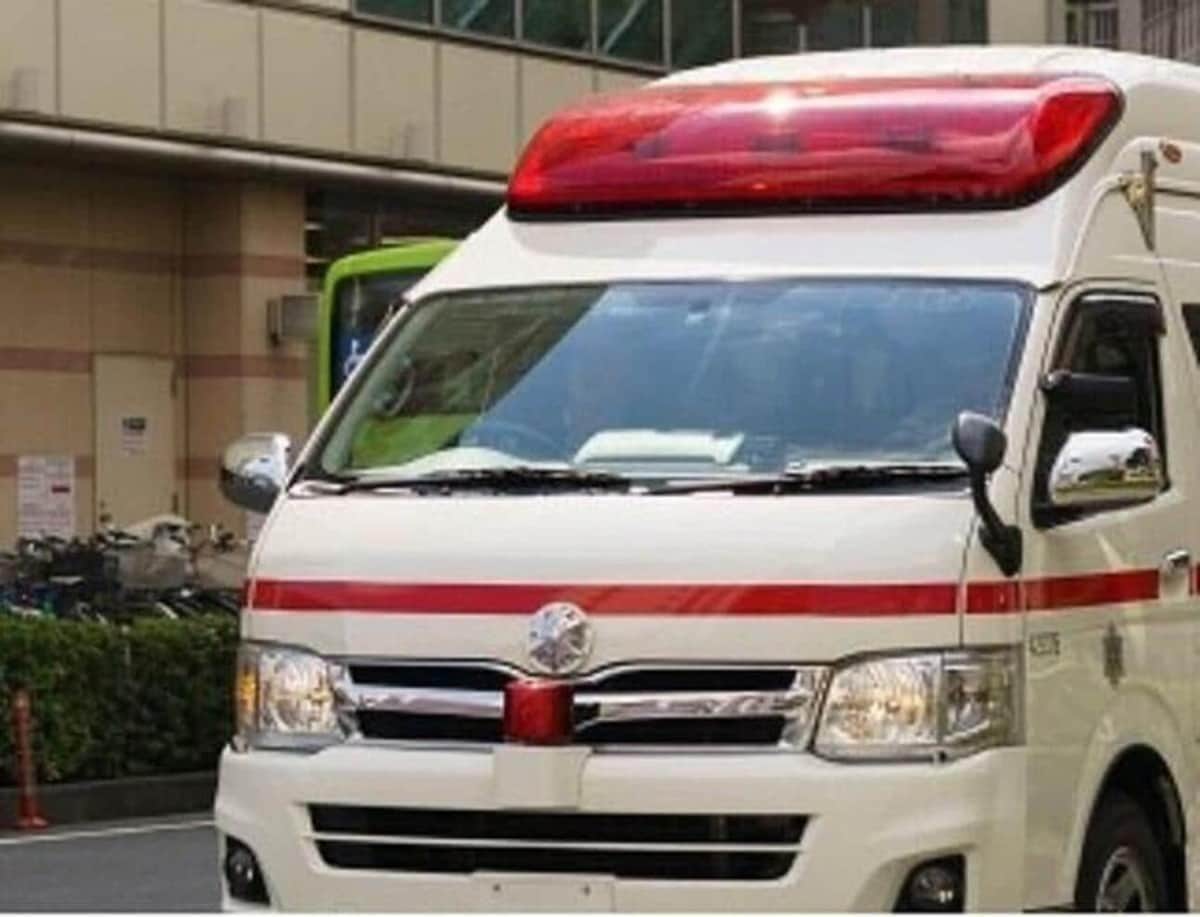 横尾忠則さん「さて何回ぐらい救急車に乗ったかな？」（写真はイメージ）