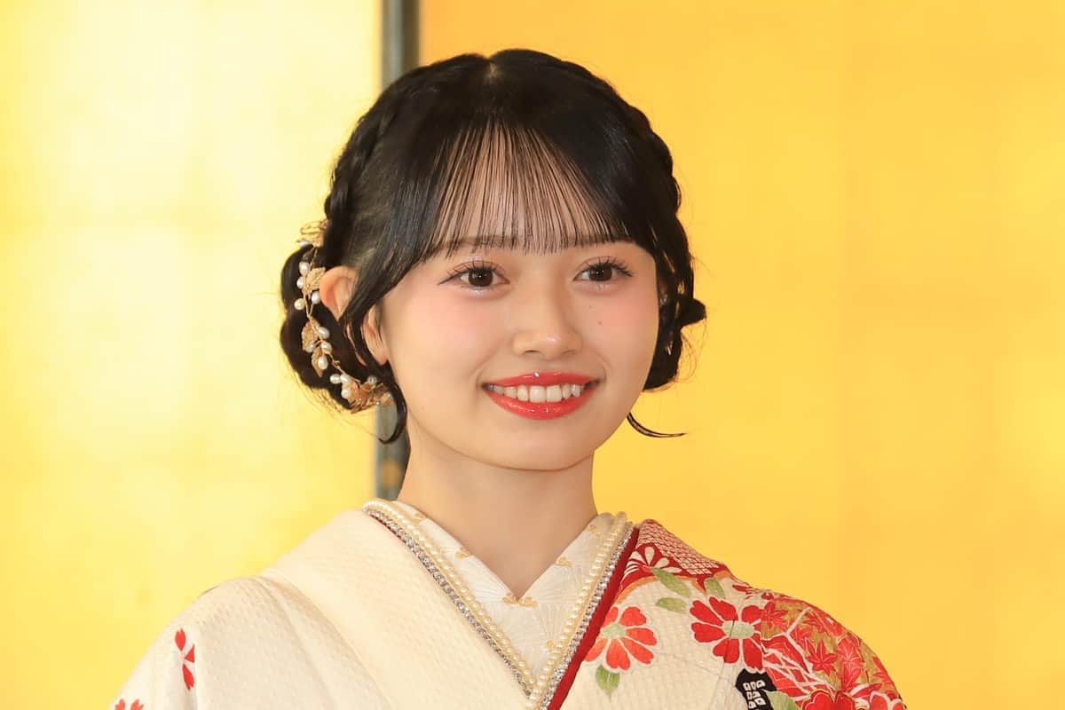 AKB48花田藍衣さん、グループ初の「契約解除」　動画でざんぎり頭公開、運営会社と食い違う主張