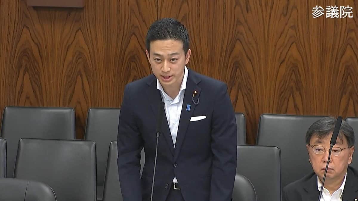 日本維新の会の阿部圭史衆院議員。「愛国心」発言を撤回するか明言しなかった
