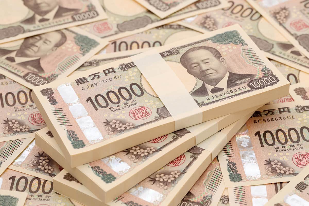 お金には「色はない」と考えられている（画像はイメージ）