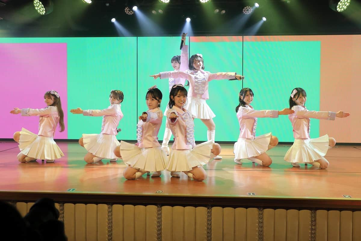 2曲目には「偶然の十字路」を披露