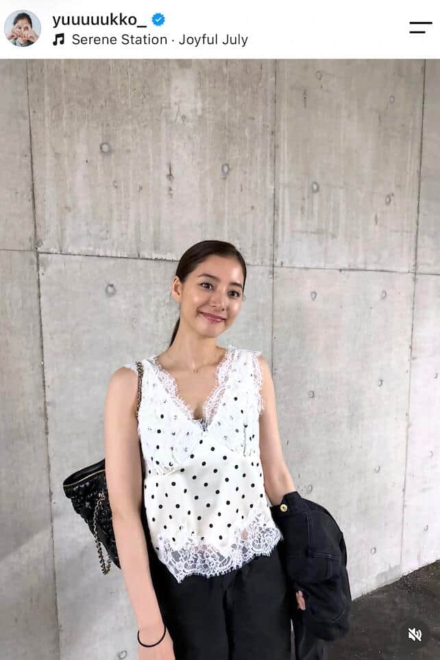 新木優子、ショーパンあわせた私服コーデで異次元スタイル炸裂　「可愛いすぎる」「本当パーフェクト」