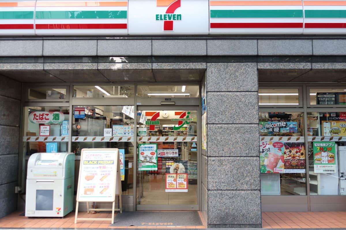 セブンイレブンに何が起きているのか