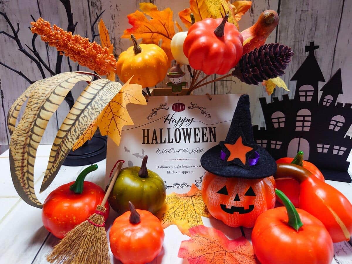 「早すぎる」と話題の100均ハロウィーン商品　なぜ8月から店頭に？大手の答えは三者三様