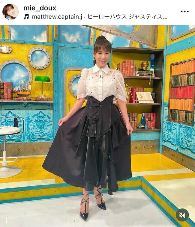 元ピンク・レディー未唯mie、ミニ丈ボトム＆ニーハイブーツでリハーサル中　かっこよすぎ！神スタイルに衝撃