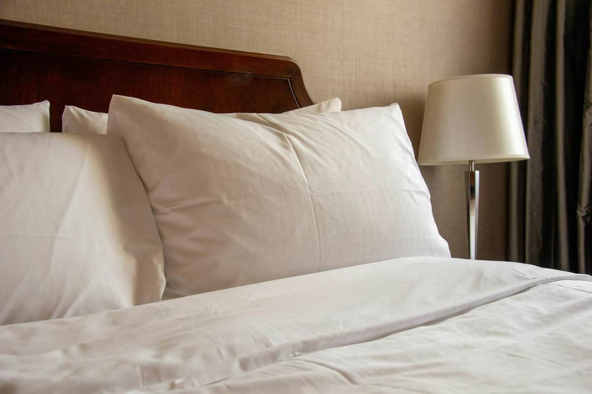 枕の高さが快眠のカギを握るという（画像はイメージ）