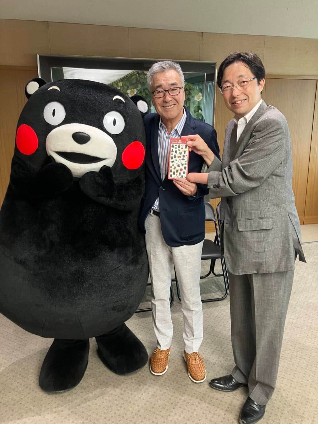 500円×10万枚＝5000万円！大人気「ボンボンドロップシール」、売上全額を熊本へ