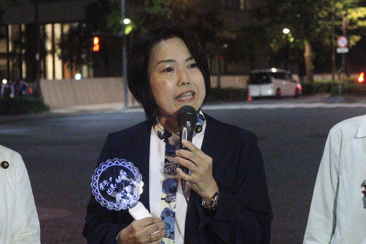 「もうこれ以上の犠牲はたくさん」と訴える沖縄県選挙区選出の高良沙哉参院議員