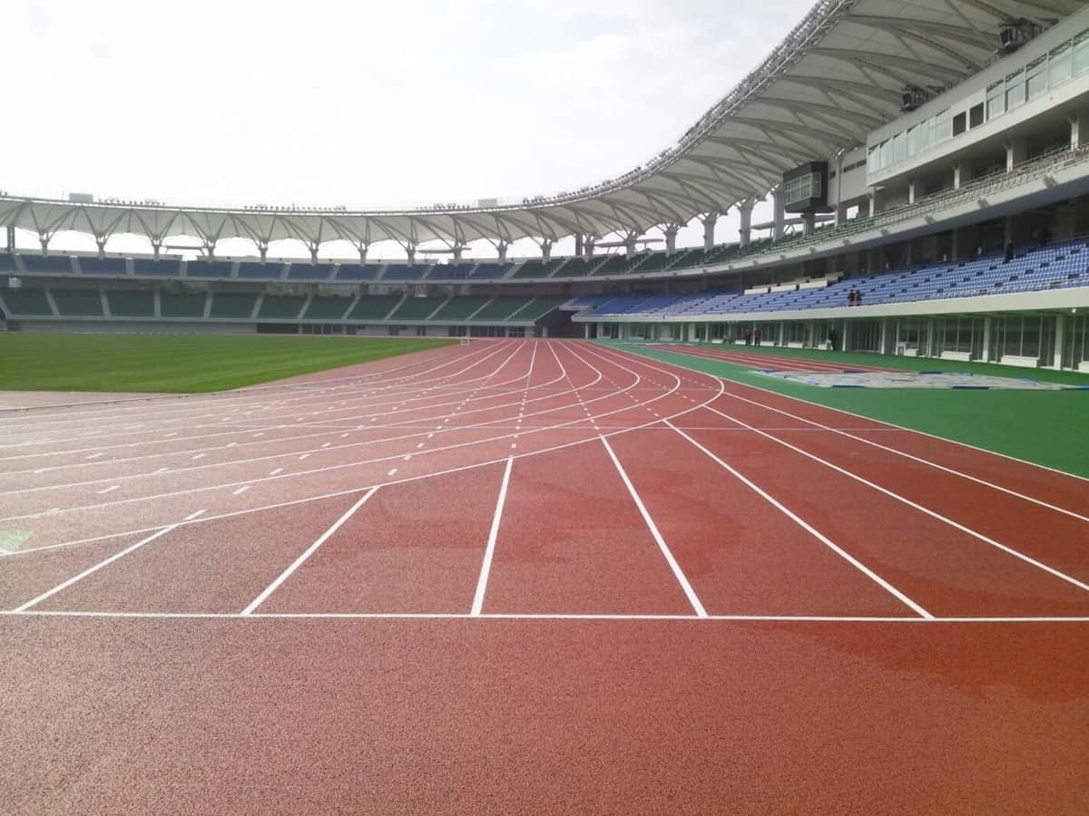 手続きミスで中高生8人が陸上全国大会に出場できず（写真はイメージ）