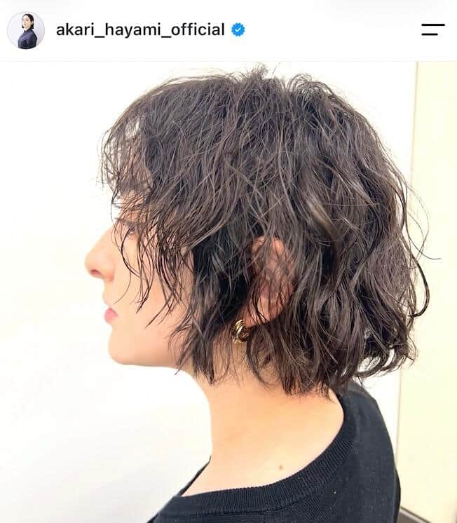 早見あかりさんのインスタグラム（＠akari_hayami_official）より