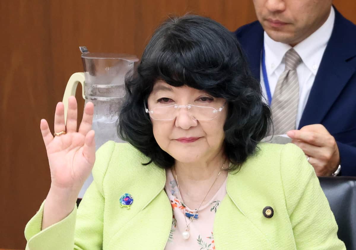 片山さつき財務相、国会答弁まもなく2000回　「文書課の方が一生懸命数えてくださった」