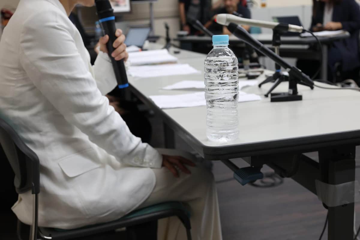 「娘の身体を拘束する必要がなぜあったのか...娘に謝って」法廷に響いた母の訴え　16歳少女、逮捕後に亡くなる