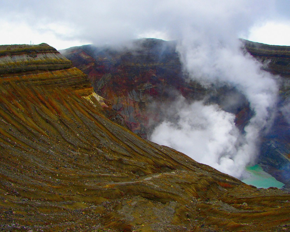 阿蘇山 36年ぶり爆発的噴火 熊本地震は関係ないのか J Cast ニュース