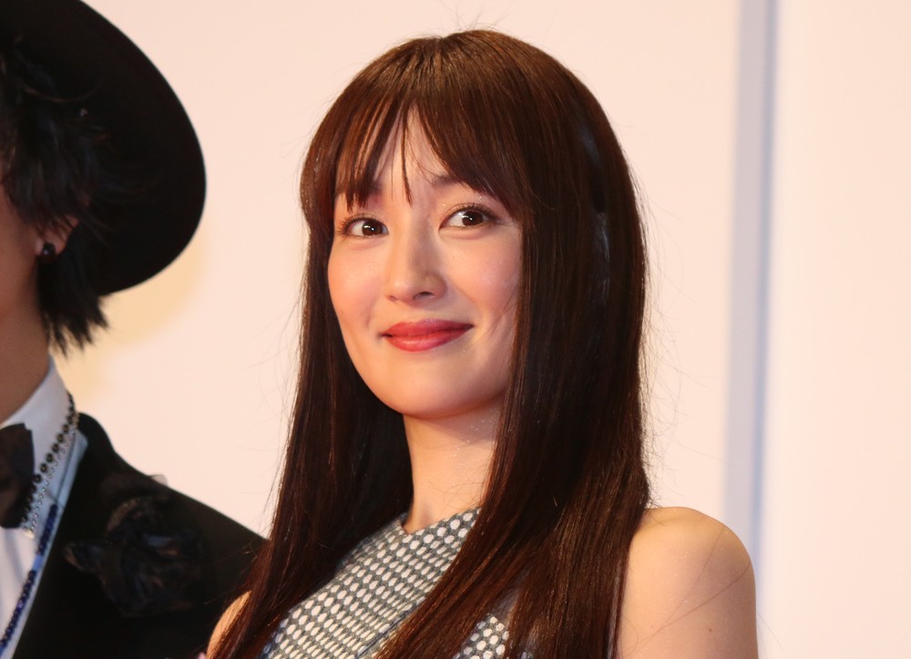 新婚 高梨臨が贈った誕プレが 花男 そっくり ま きのっ に道明寺クッキー J Cast ニュース 全文表示