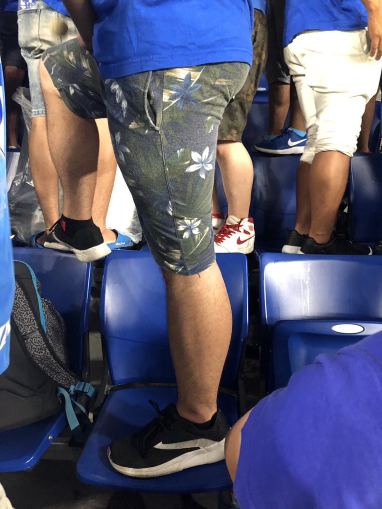 日本代表サポ が ゴミ放置 ビール撒き散らし コスタリカ戦で 迷惑行為 続発 J Cast ニュース 全文表示 日本代表サポ が ゴミ放置 ビール撒き散らし コスタリカ戦で 迷惑行為 続発 J Cast ニュース 全文表示