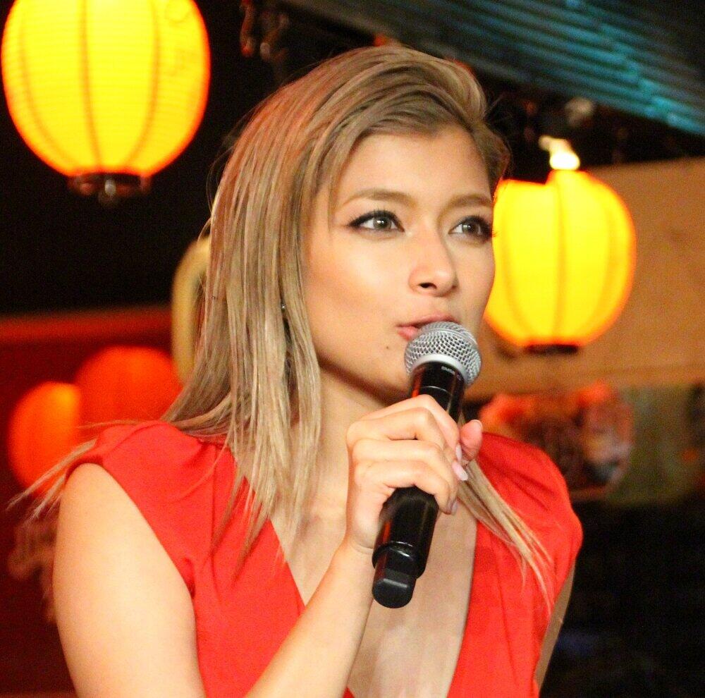 ローラが退所 今後の活路は テレビ本格復帰かyoutuberか J Cast ニュース 全文表示