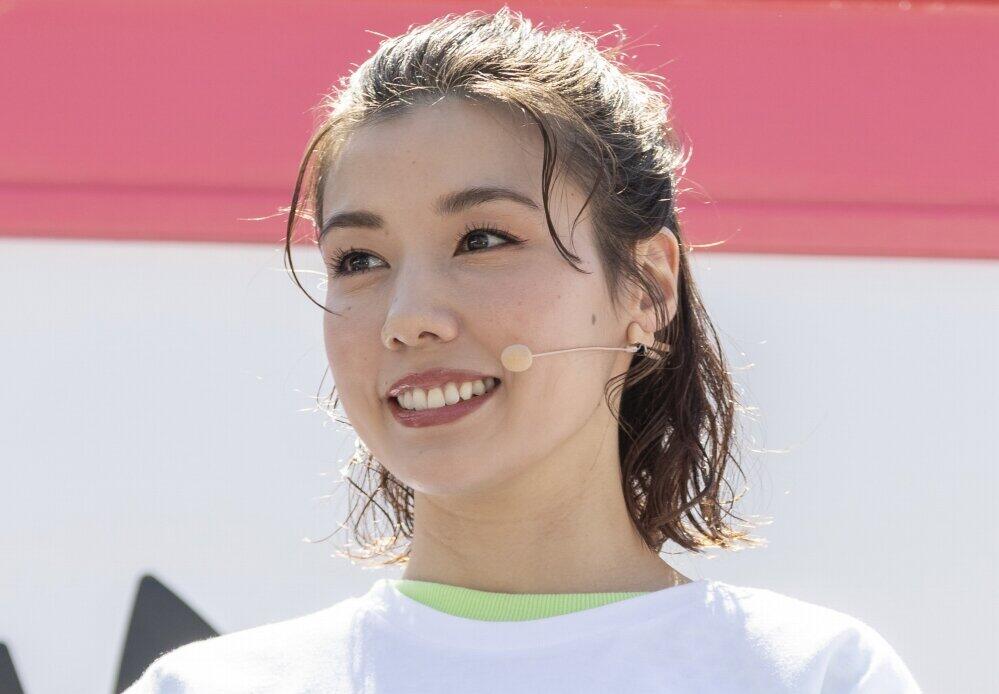 仲里依紗 赤鬼 姿が馴染みすぎ 本人も自虐 一年中怒ってるから仮面つけても J Cast ニュース