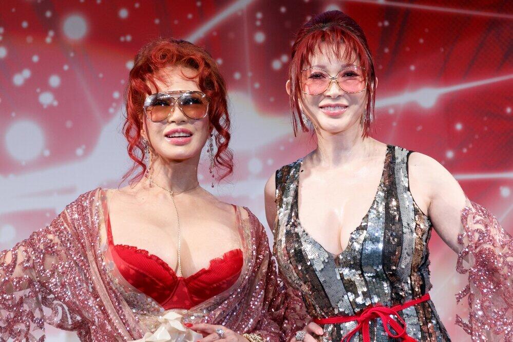 叶美香 エルメスのスカーフが猫のベッドと化す さらなる叶恭子の提案に それは絶対にヤメて J Cast ニュース 叶美香 エルメスのスカーフが猫のベッドと化す さらなる叶恭子の提案に それは絶対にヤメて J Cast ニュース