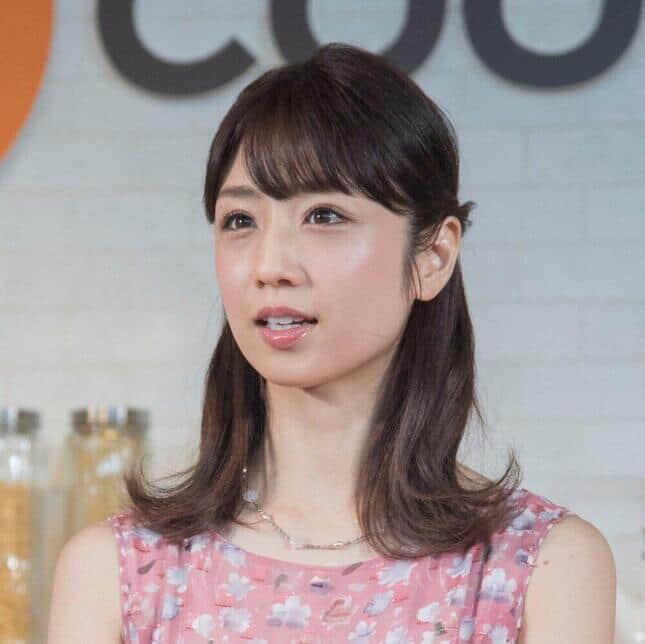 小倉優子の飲みっぷりに「大丈夫？」 深夜のキッチンで1人酒共演者
