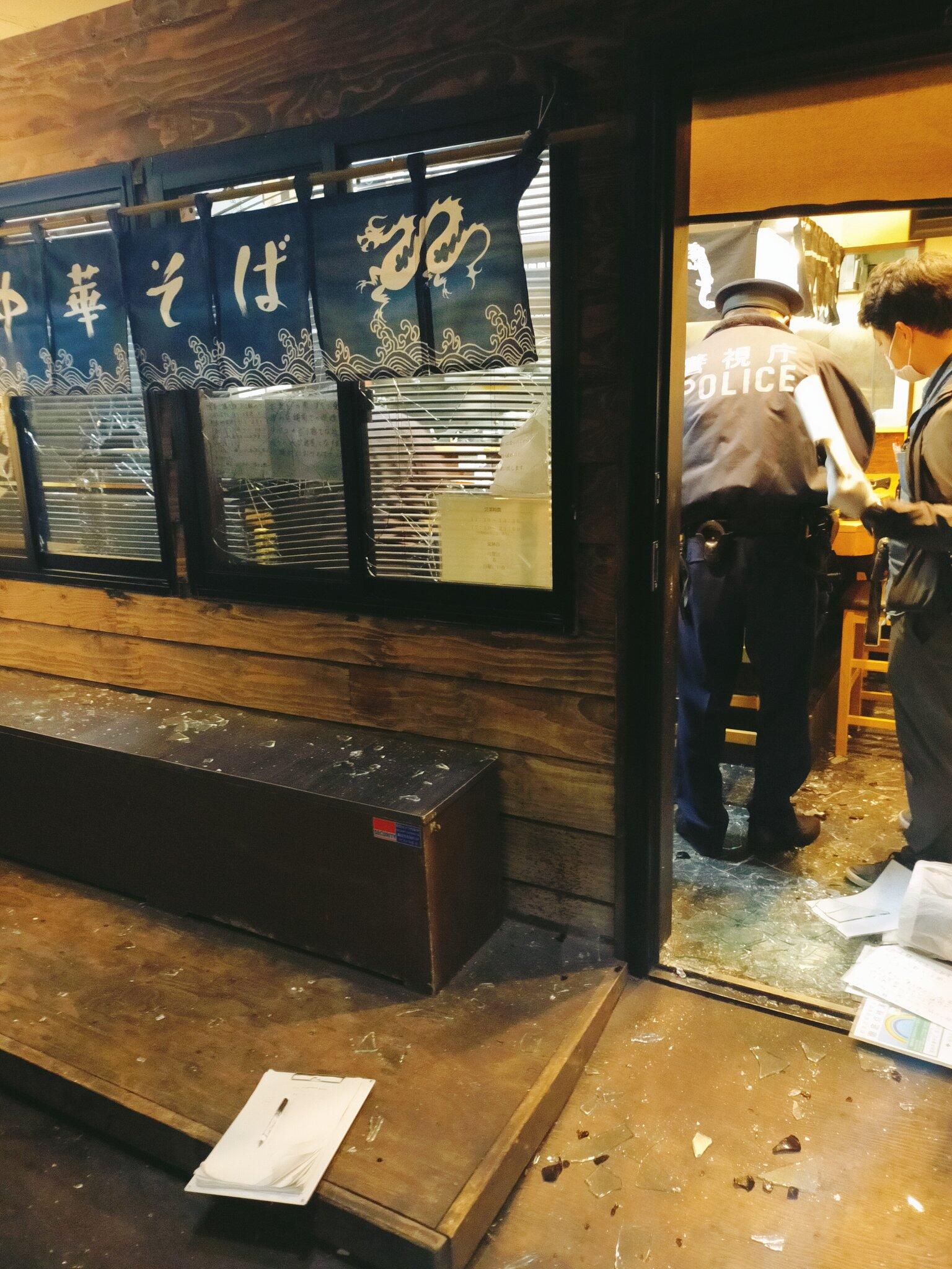 度を超えている 人気ラーメン店で襲撃事件 ガラス大破 内装ボロボロ 店主が語った惨状 J Cast ニュース 全文表示