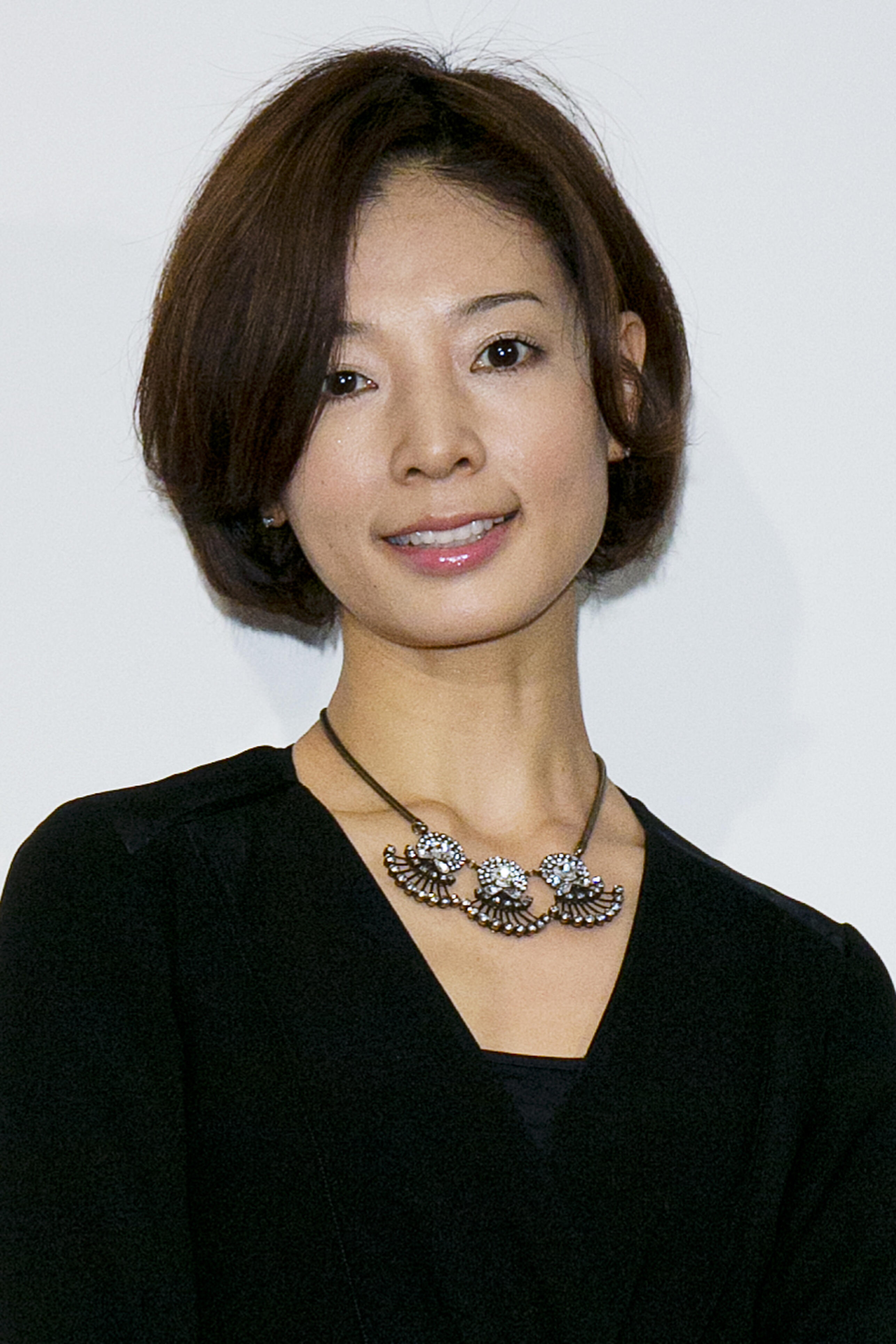 v6 坂本 結婚 相手