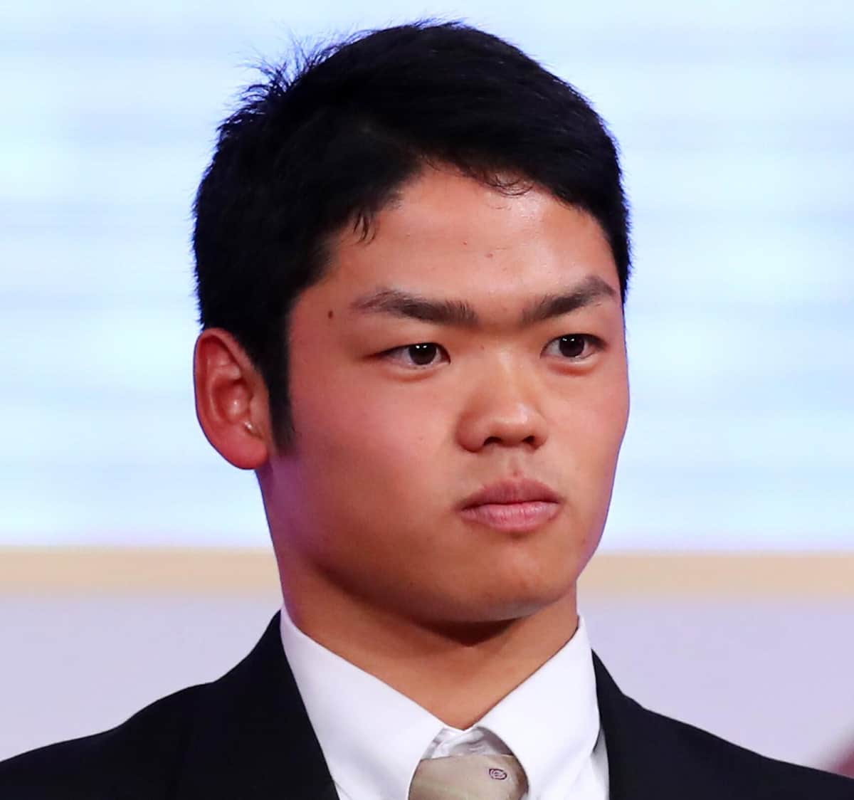 中日 根尾昂の 二刀流継続 に疑問 投手専念 求める声 起用法に 客寄せパンダ 指摘も J Cast ニュース 全文表示 中日 根尾昂の 二刀流継続 に疑問 投手専念 求める声 起用法に 客寄せパンダ 指摘も J Cast ニュース 全文表示