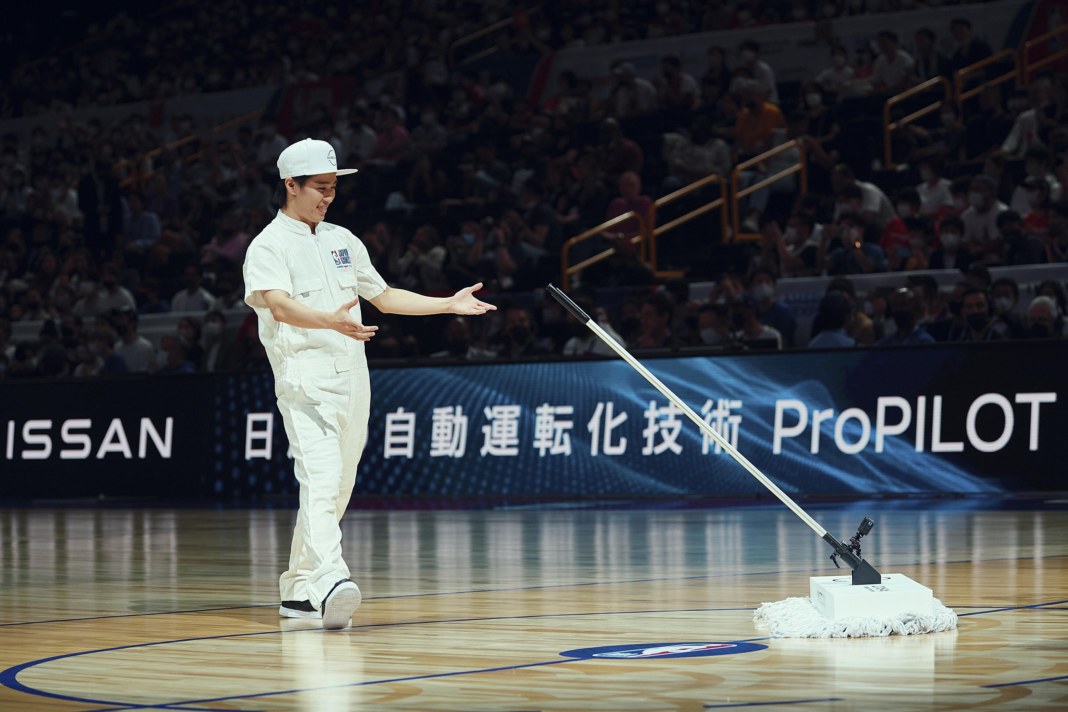"No way a mop..." Basketball fans are in an uproar NBA held in Japan