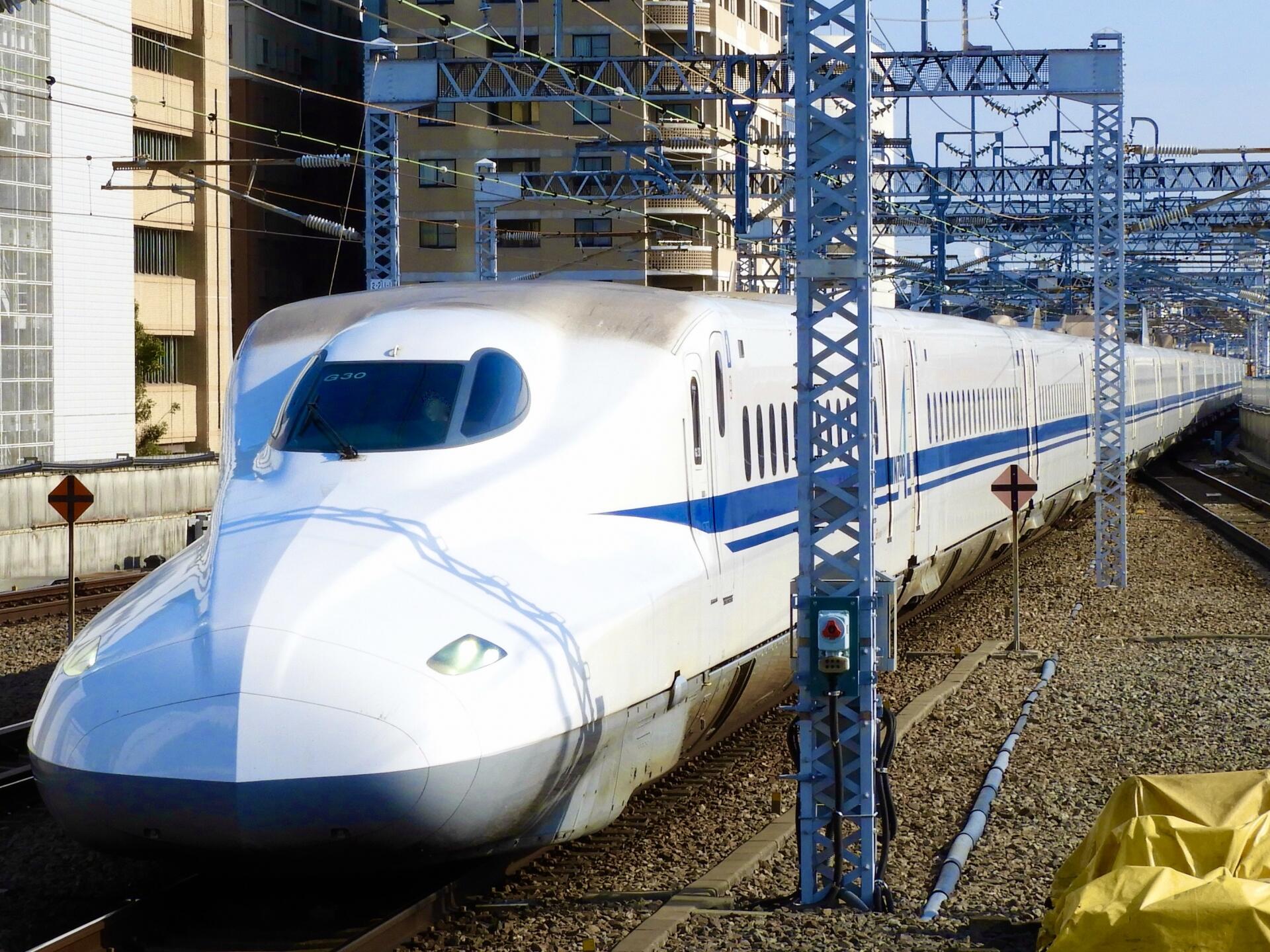 新幹線「のぞみ」自由席が減って割を食うのは誰 3両から2両に、全車