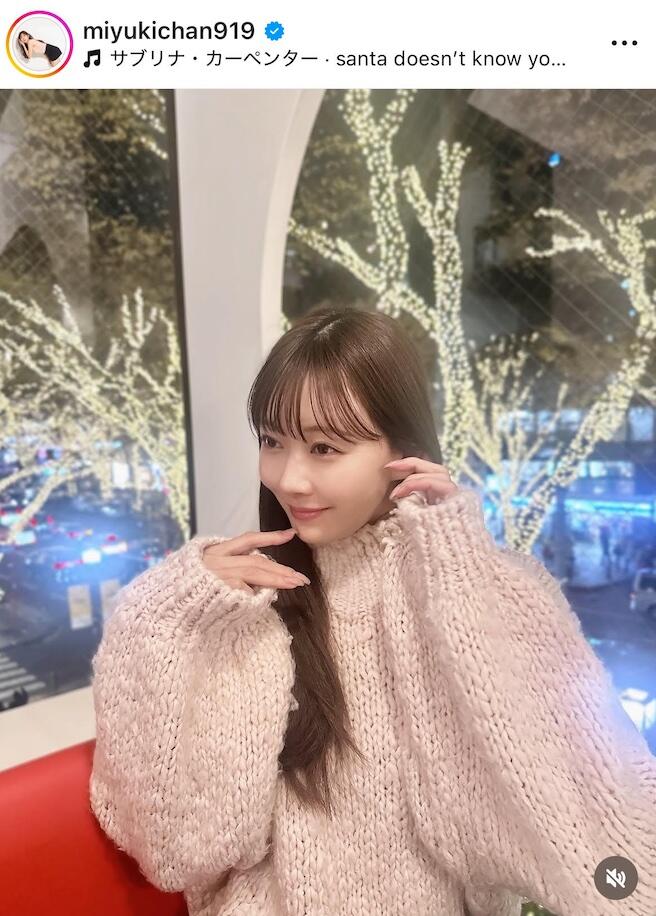 スタイルよすぎ！」渡辺美優紀、刺激的な超ミニ×透け感タイツで美脚