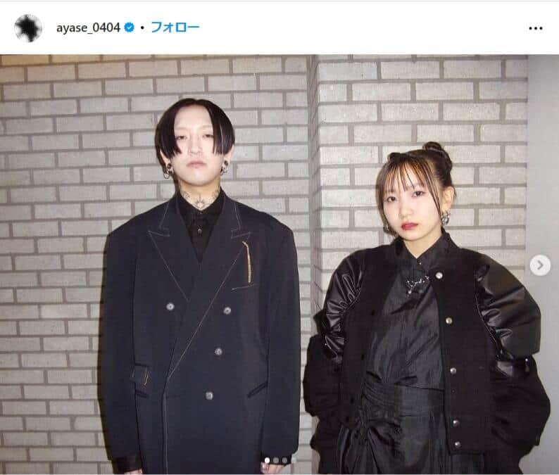 すごい変化」YOASOBI・Ayase、ドレッドヘアに金髪ツンツン髪型変遷