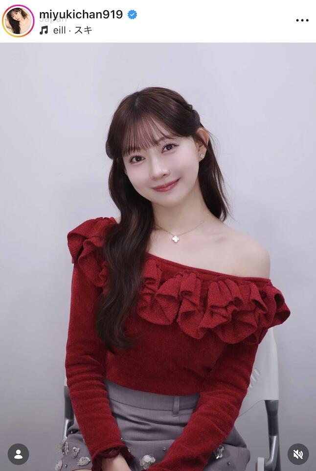 渡辺美優紀、パープルのコート×グレーのタイツの「初詣」コーデにドキ