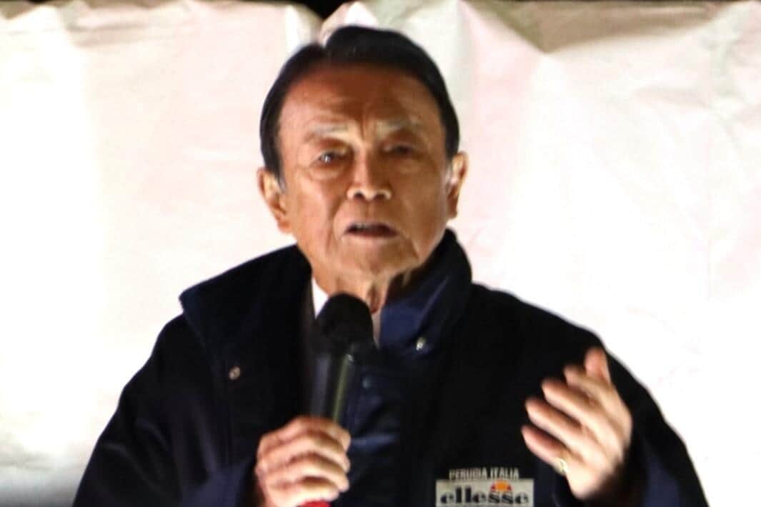 「するんですか、しないんですか?...中道です」麻生太郎氏、演説で中道やゆ また「立憲共産」「チュウカクレン」発言: J-CAST ニュース ...