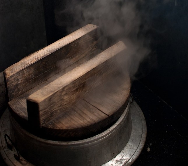 同じ釜の飯を食うのも意味がある？