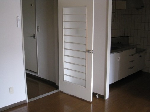 リクルート、民泊事業に参入へ
