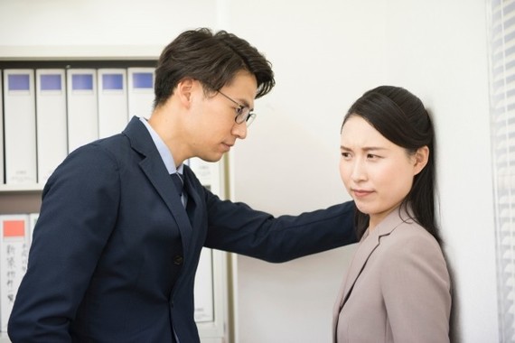 セクハラ、パワハラの「境界線」は？