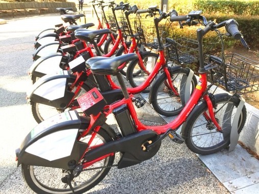 欧米で先行してた街なかでの「バイクシェアリング」が日本でも普及の速度があがっている