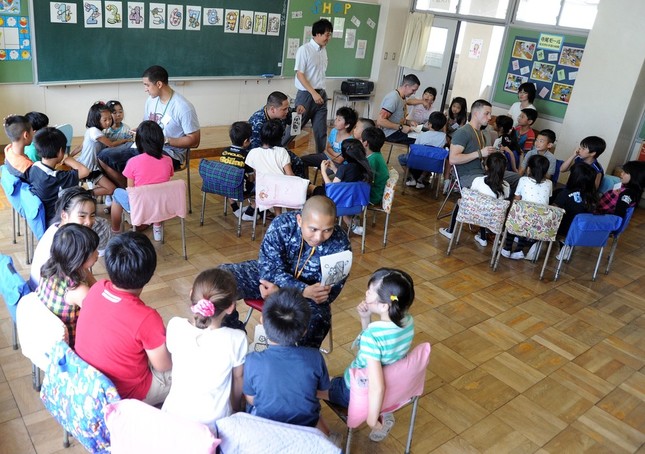 小学校でもネイティブスピーカーによる英語の授業が増えている