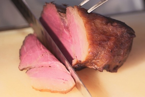 しっかり利益を出して「美味しいもの」を食べよう！（写真は、イメージ）