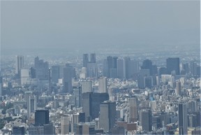 都会では今後ますます外国人労働者が増えると見込まれる…