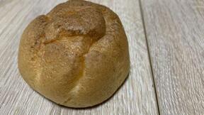 ゴールデンウイークはシュークリームをお供に本を読むのもいいかも……