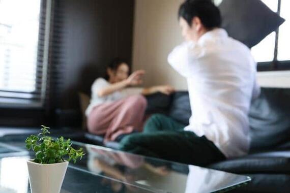 2020年度はコロナ禍でDVや性犯罪が増えた（写真はイメージ）