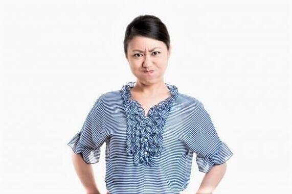 「掃除のおばさんになりますか！」と叱る女性上司（写真はイメージ）