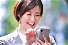 マッチングアプリでステキな相手と出会いたい（写真はイメージ）
