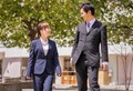 30歳時点で、男女の年収差額少ない企業ランキング　3位朝日新聞・国税庁・ローソン...では、1位の2社はどこ？　ポイントは「完全実力主義」「働きやすさ」