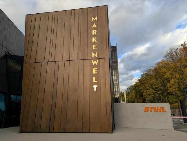 STIHL本社と「STIHL Brand World」は、ドイツ・ヴァイブリンゲンにある