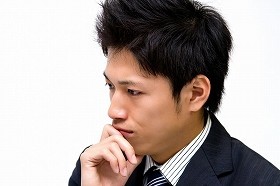 「いいかげん仕事くれ」　新入社員が涙する「お客さん扱い」地獄